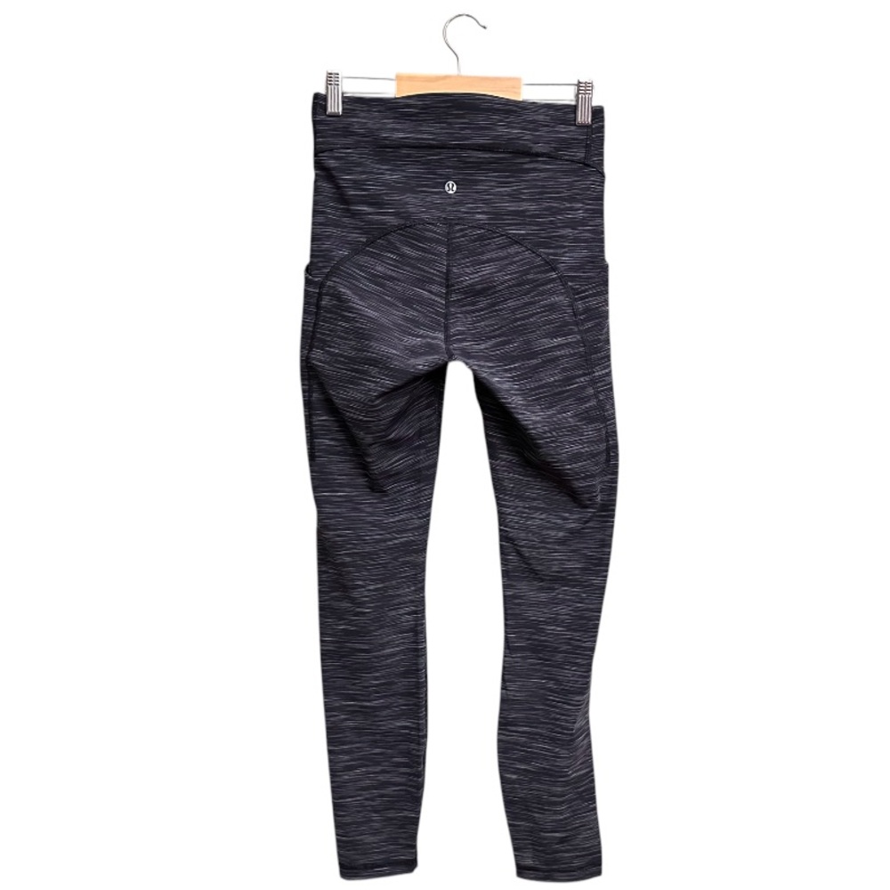 Lululemon Power Thru High-Rise Tights 25" in Heathered Black - Picture 4 of 9